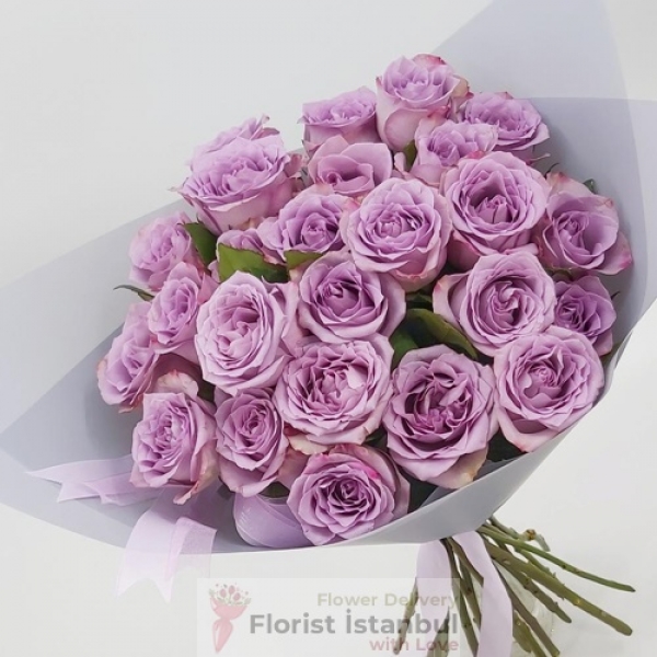 Букет фиолетовых роз 30 роз Resim 2