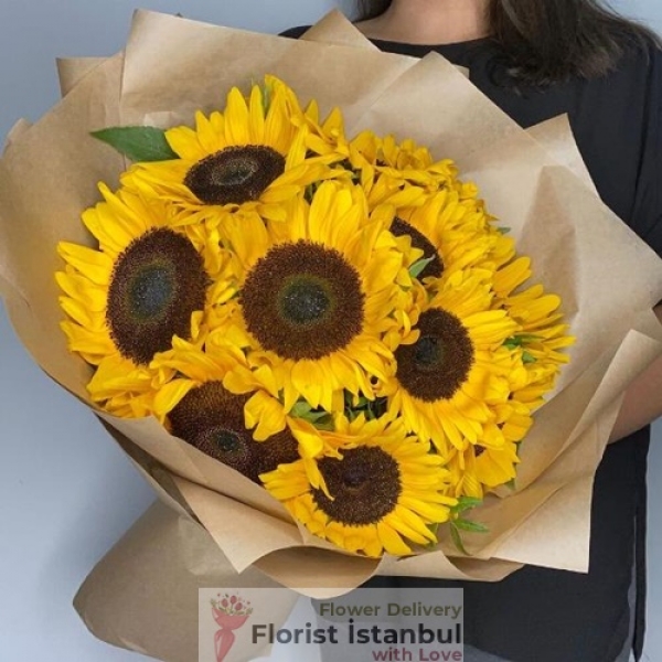 10 Sunflower Bouquet Resim 2