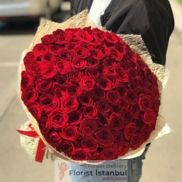 100 rote Rosen-Blumenstrauß Resim 1