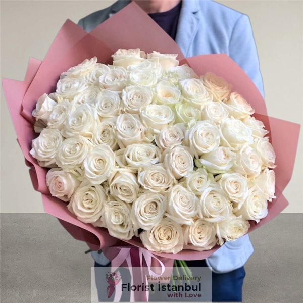  İstanbul Florist Weißer Rosenstrauß 50 Rosen